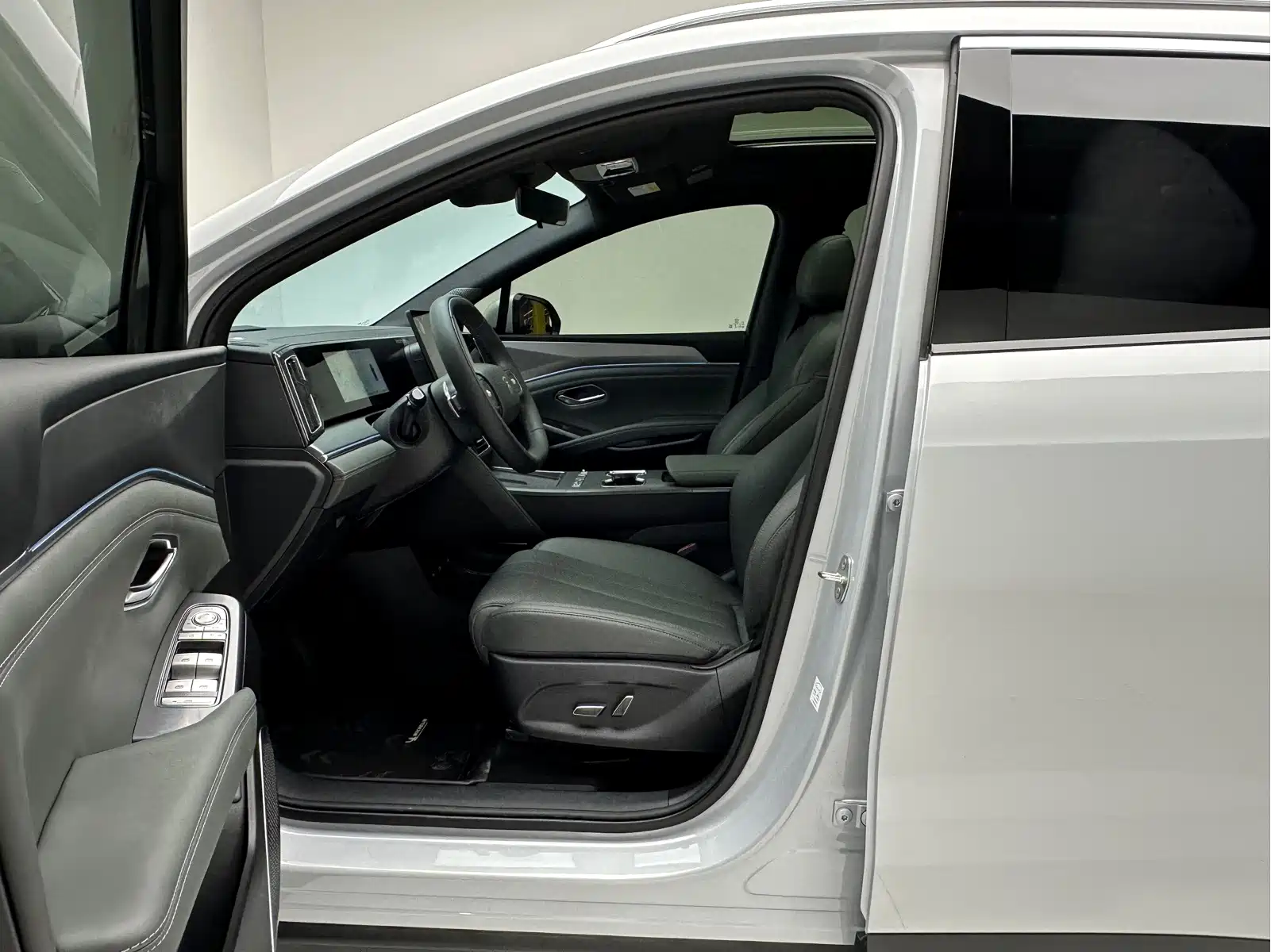 BYD Song Ultra 2026 Model Pure Electric 270kW — фото 7