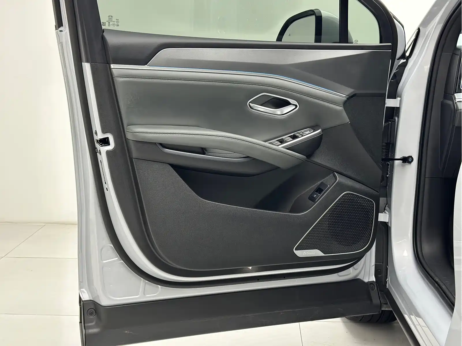 BYD Song Ultra 2026 Model Pure Electric 270kW — фото 22