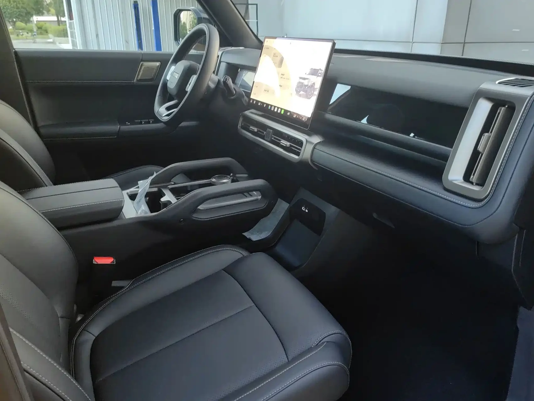 Chery Fengyun Storm X3L 2025 Model 4WD Premium Edition — фото 13