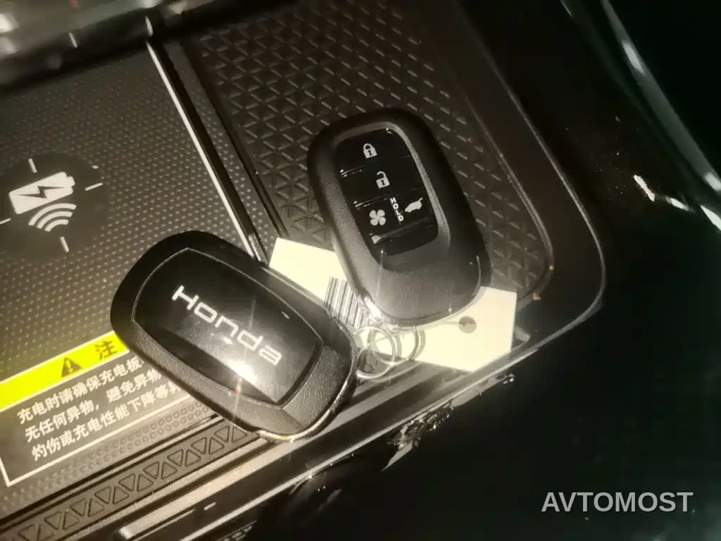 Honda GAC Honda P7 2025 AWD Long Range Max — фото 8