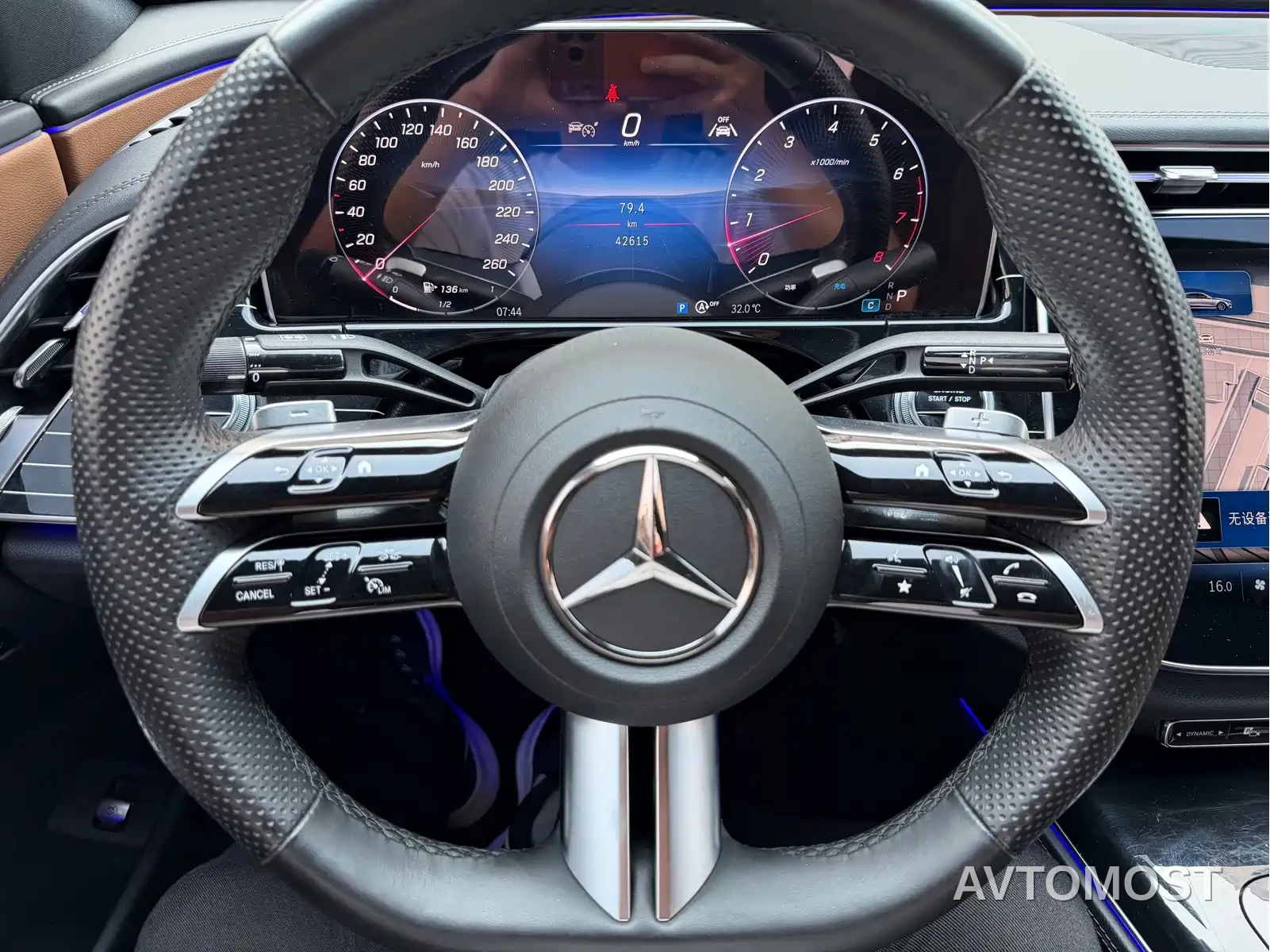 Mercedes-Benz E-Class 2024 Model E 260 L Sport — фото 15