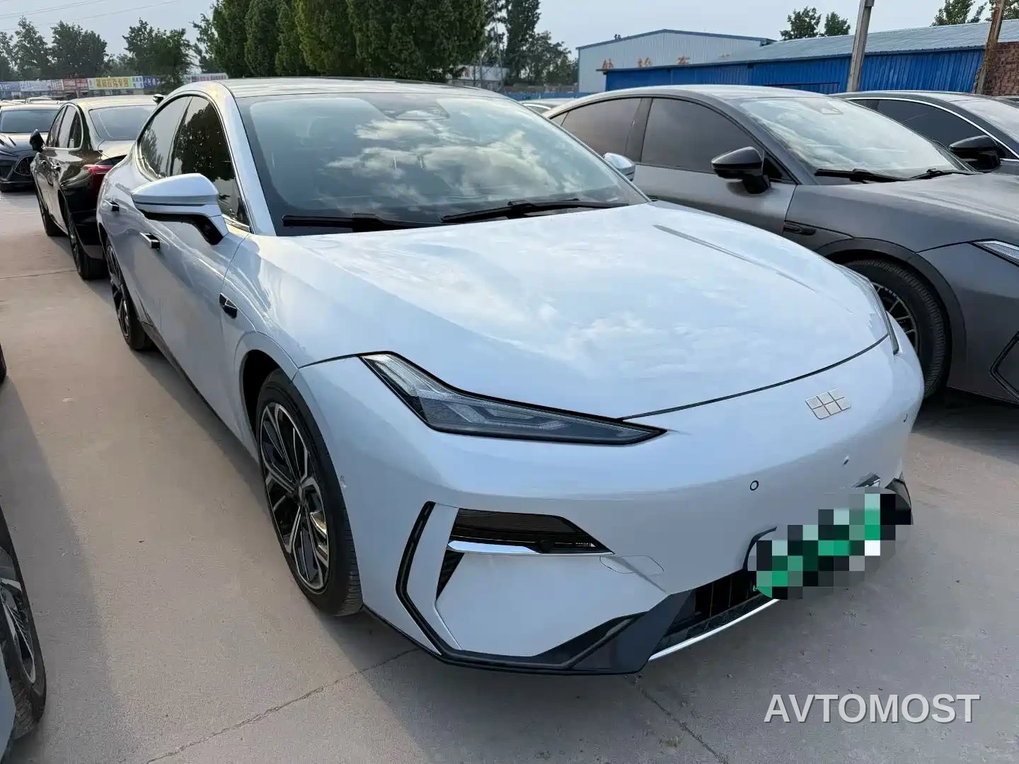 Geely Galaxy E8 2024 665km RWD Starship Voyager Edition — фото 3