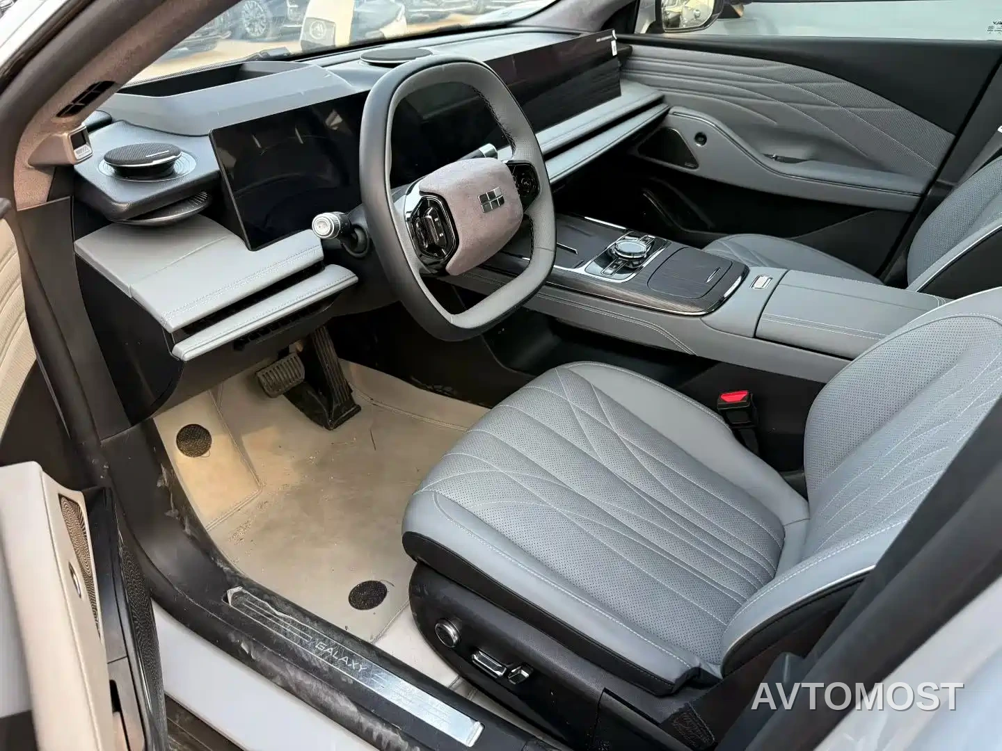 Geely Galaxy E8 2024 665km RWD Starship Voyager Edition — фото 4