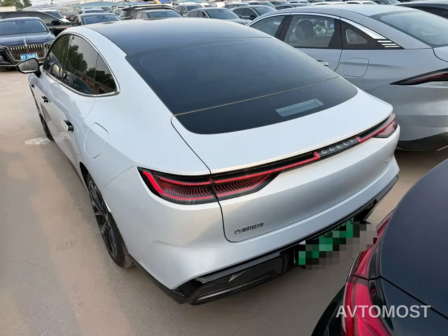Geely Galaxy E8 2024 665km RWD Starship Voyager Edition — фото 7