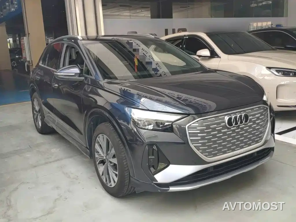 Audi Q4 e-tron 2023 40 e-tron Pioneer Edition — фото 4