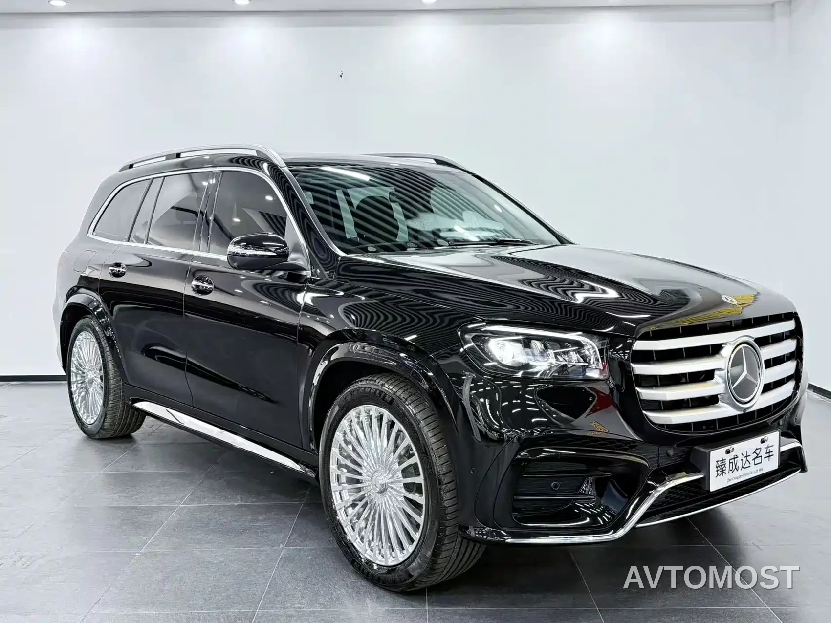Mercedes-Benz GLS 2026 GLS 450 4MATIC Classic Edition — фото 3