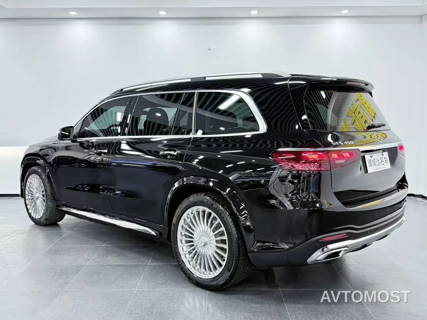 Mercedes-Benz GLS 2026 GLS 450 4MATIC Classic Edition — фото 4