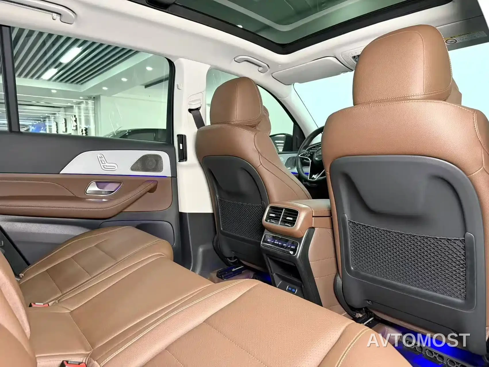Mercedes-Benz GLS 2026 GLS 450 4MATIC Classic Edition — фото 14