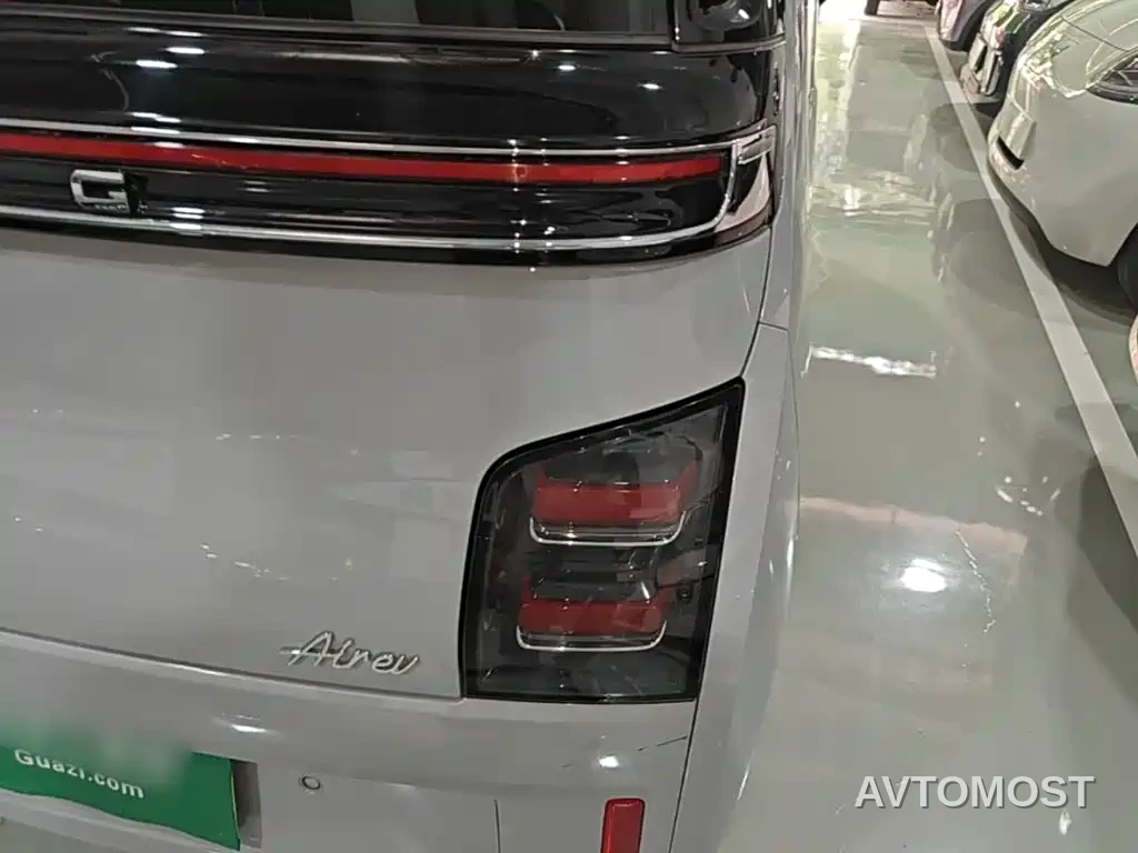 Wuling Air ev 2023 4-Seat Advanced Edition — фото 4