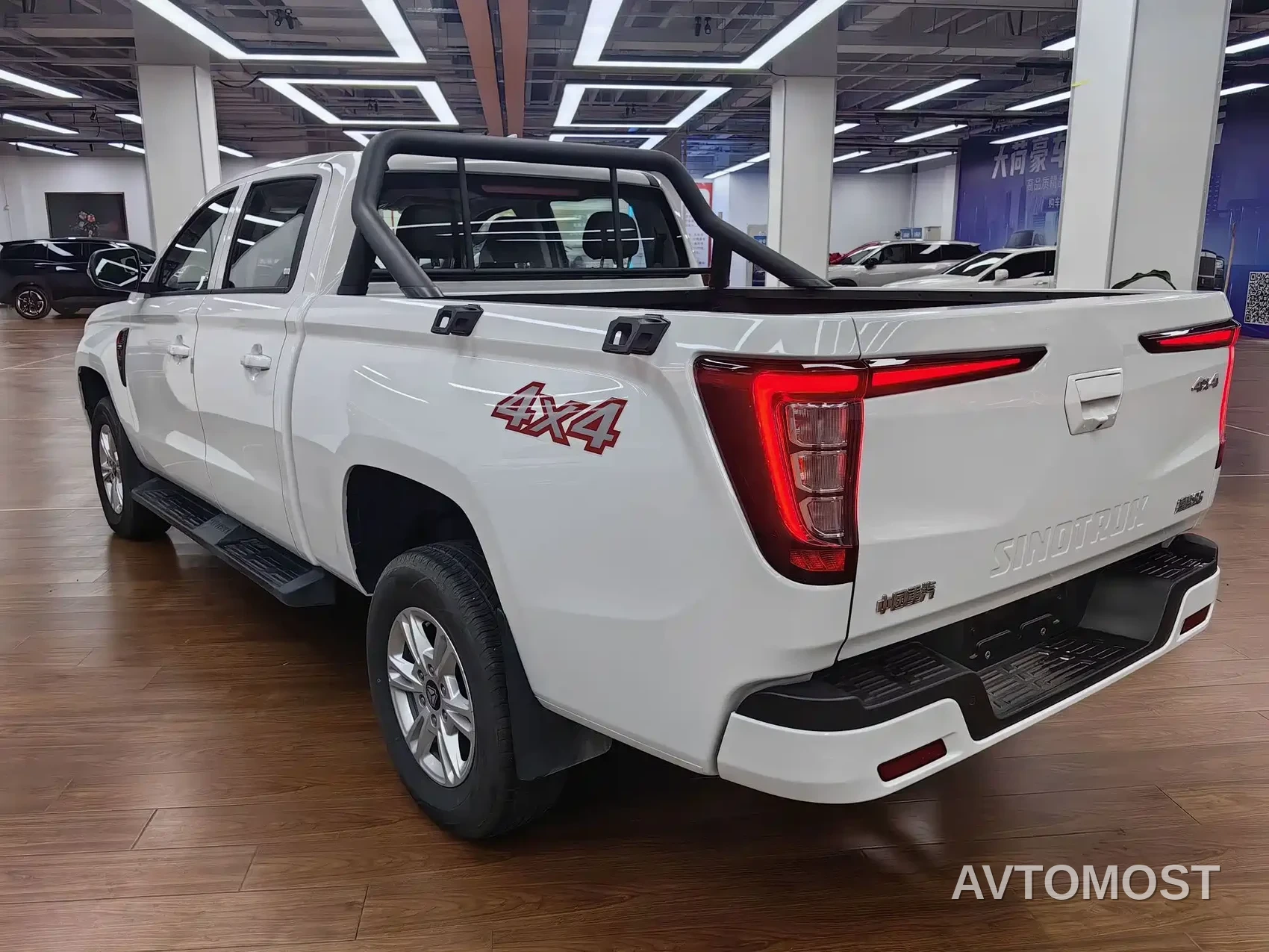 Sinotruk Bosheng 2024 Commercial 2.0T Automatic Diesel 4WD Long Wheelbase Luxury Edition — фото 8