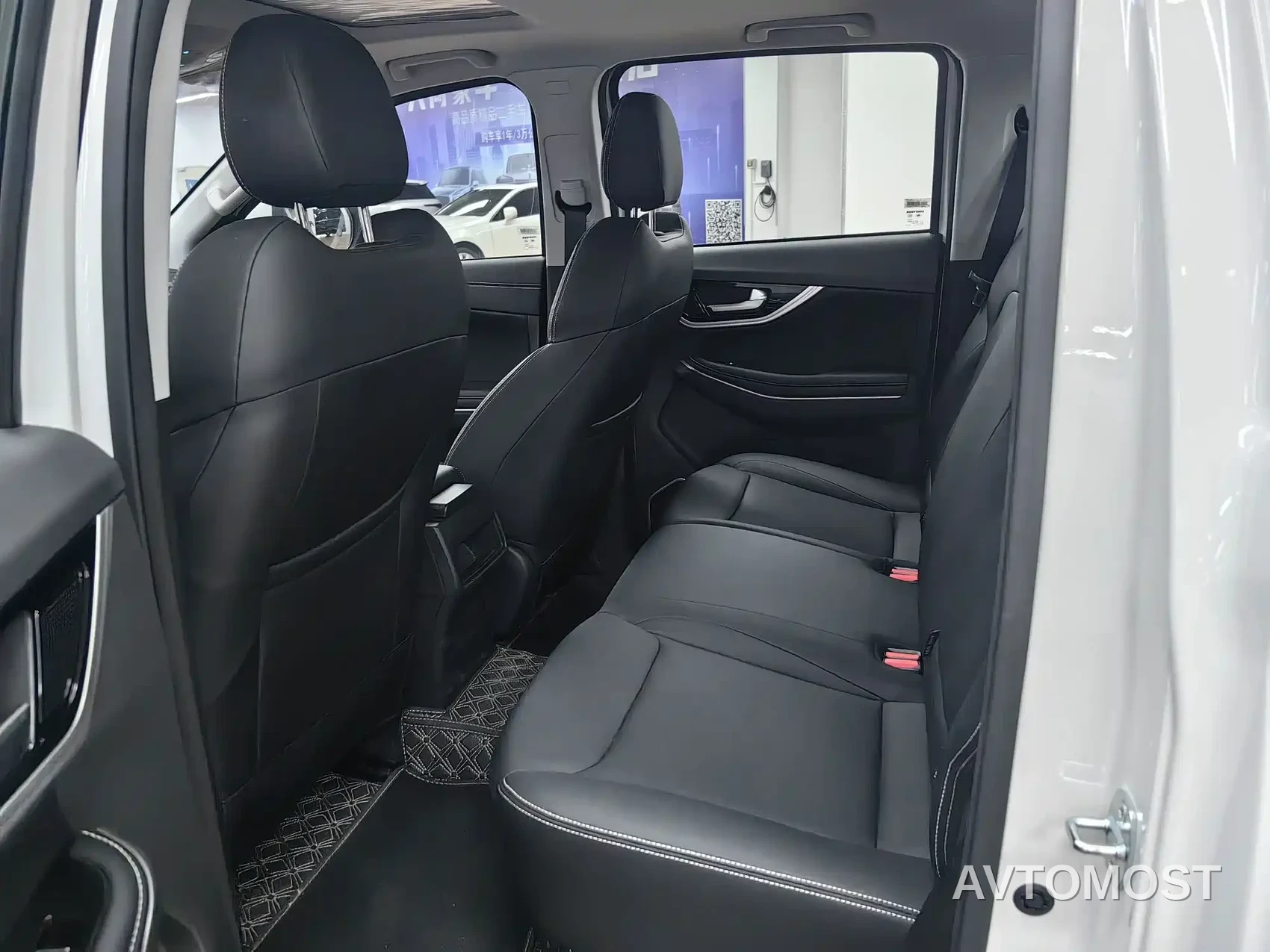 Sinotruk Bosheng 2024 Commercial 2.0T Automatic Diesel 4WD Long Wheelbase Luxury Edition — фото 10