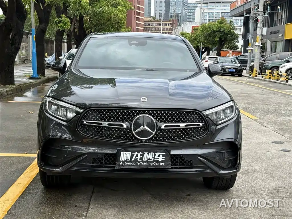 Mercedes-Benz GLC Coupe 2026 GLC 300 4MATIC Coupe SUV — фото 2