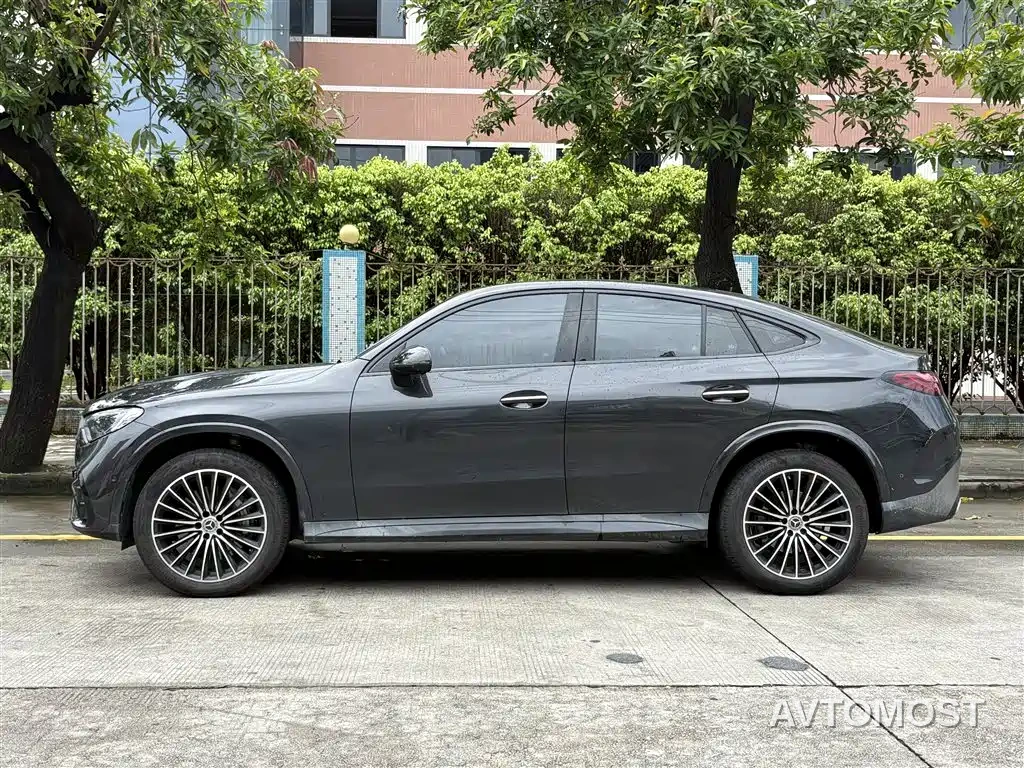Mercedes-Benz GLC Coupe 2026 GLC 300 4MATIC Coupe SUV — фото 3