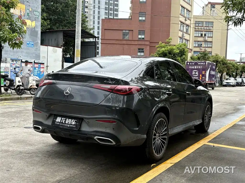 Mercedes-Benz GLC Coupe 2026 GLC 300 4MATIC Coupe SUV — фото 9