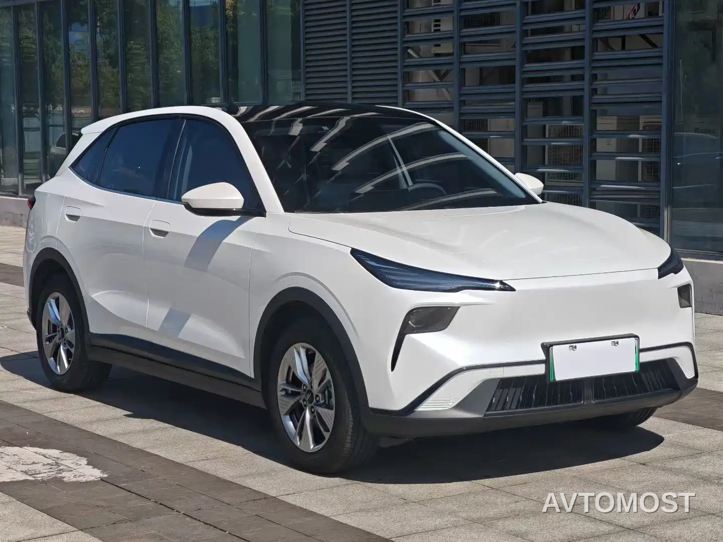 Besturn Yueyi 03 2025 Model 445km Delight Edition — фото 2