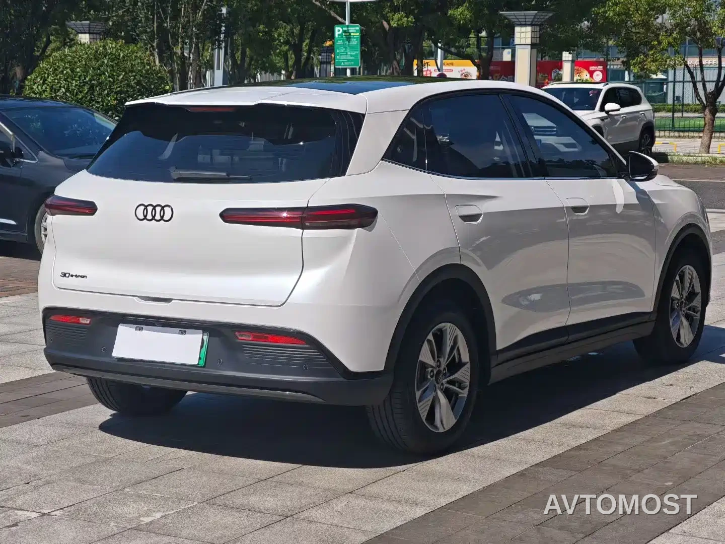 Besturn Yueyi 03 2025 Model 445km Delight Edition — фото 9