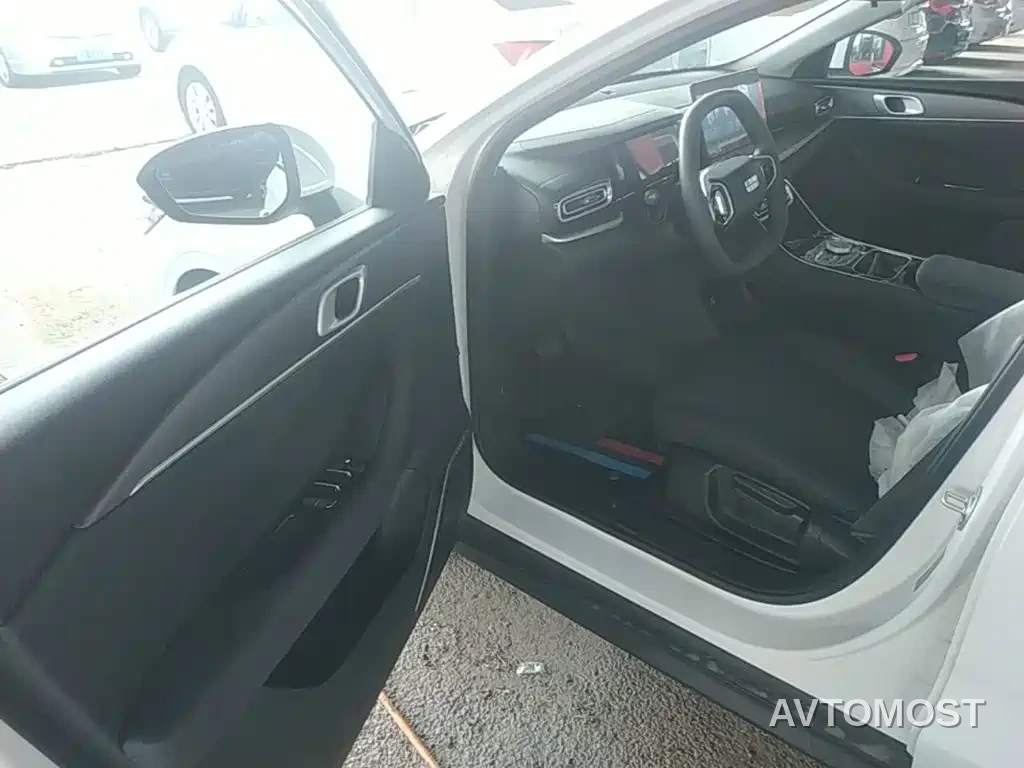 Geely Galaxy Stellar 6 2025 60km Voyager Edition — фото 15