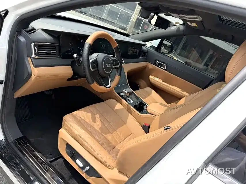 Li ONE 2020 Extended Range 6-seater — фото 4