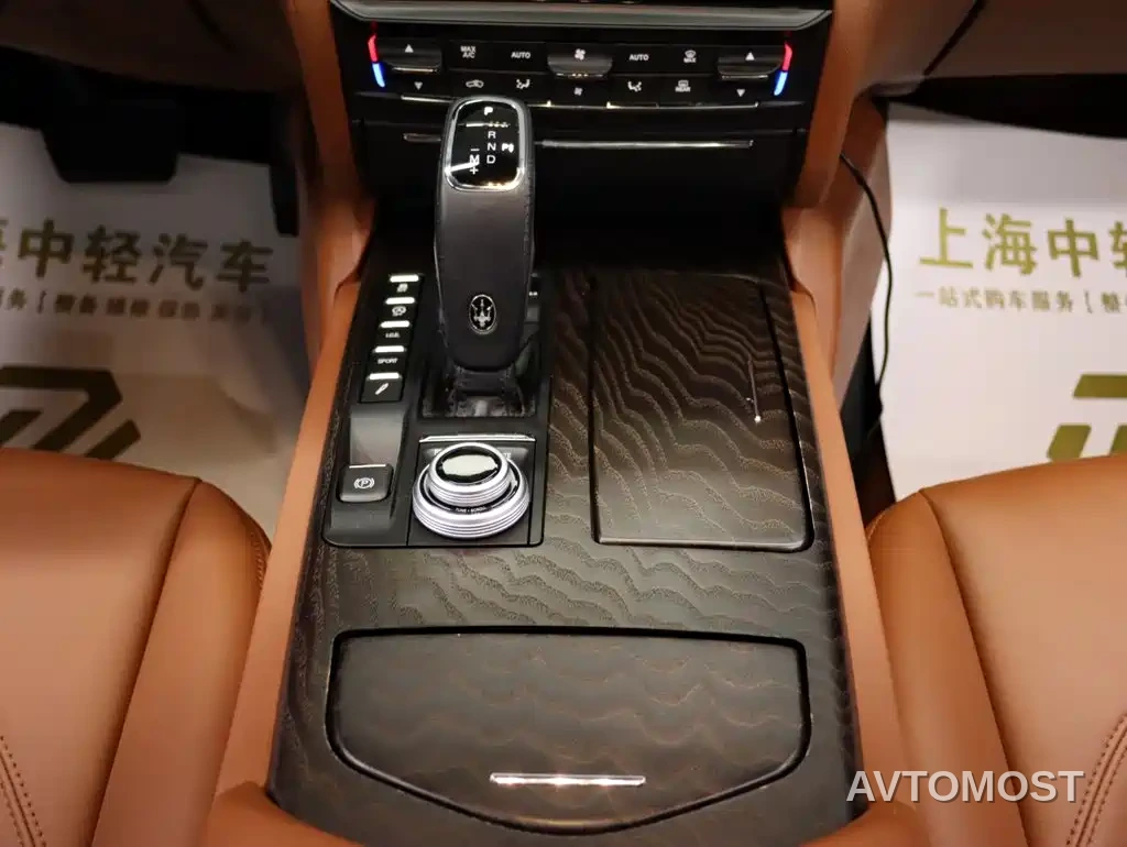 Maserati Quattroporte 2021 3.0T Standard Edition — фото 17
