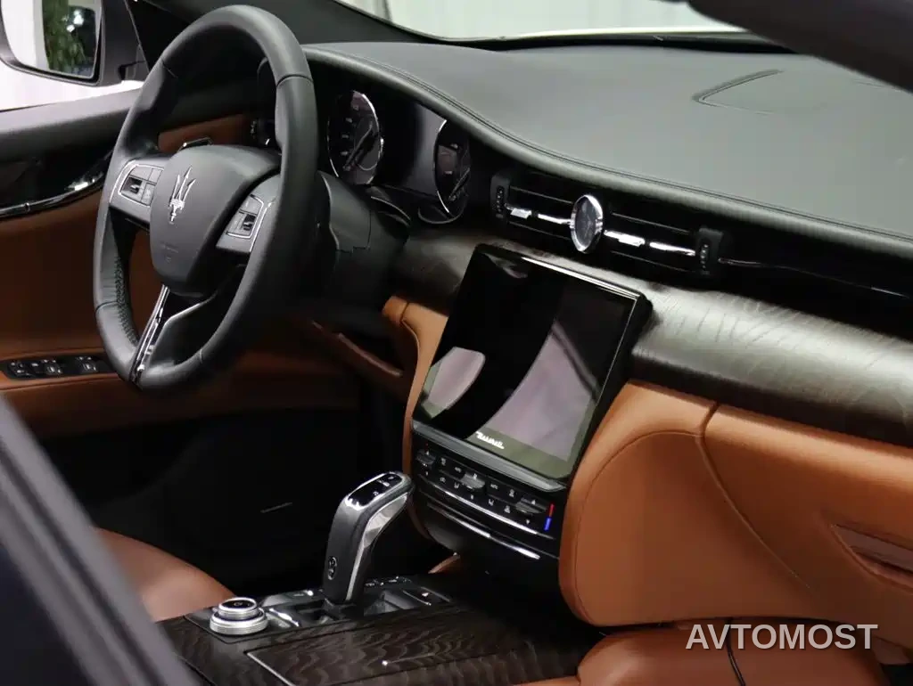Maserati Quattroporte 2021 3.0T Standard Edition — фото 20