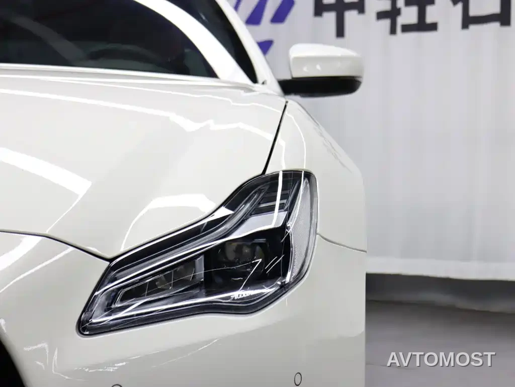 Maserati Quattroporte 2021 3.0T Standard Edition — фото 29