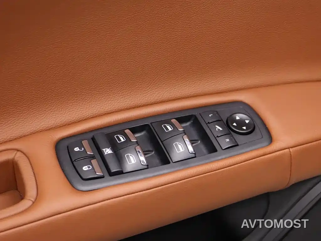 Maserati Quattroporte 2021 3.0T Standard Edition — фото 30