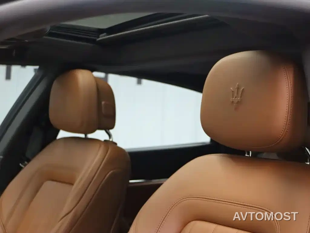 Maserati Quattroporte 2021 3.0T Standard Edition — фото 31