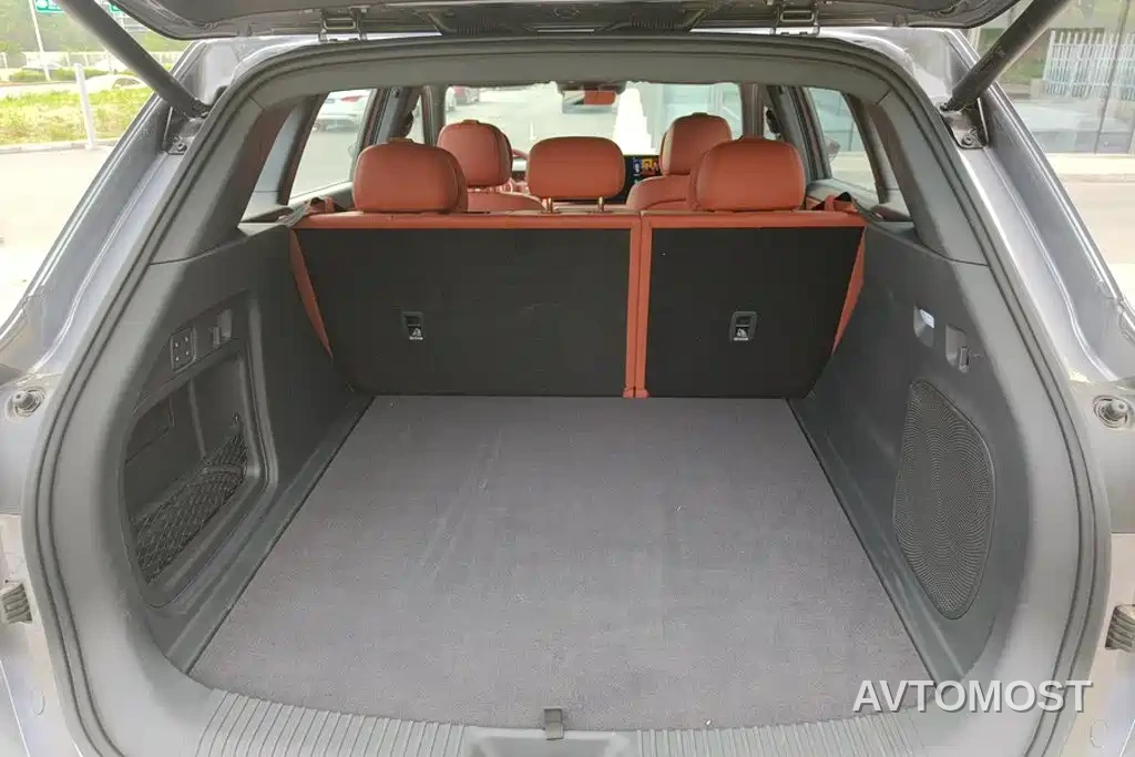Hongqi HS6 PHEV 2025 High-end Model — фото 4