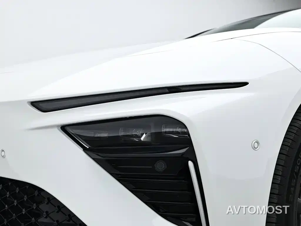 Nezha S Shooting Brake 2024 Model Range Extender 300 Standard — фото 9
