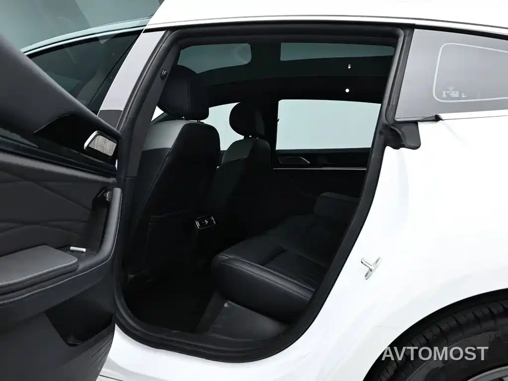 Nezha S Shooting Brake 2024 Model Range Extender 300 Standard — фото 12