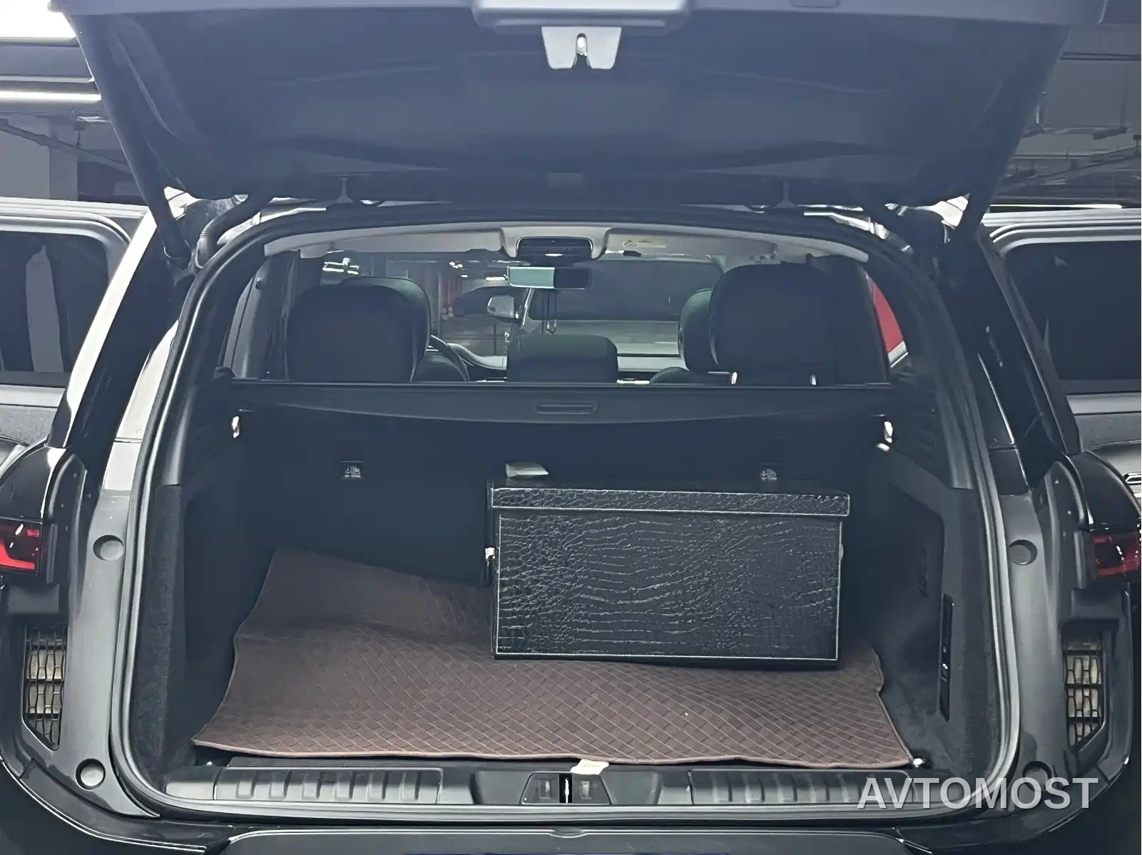 Land Rover Range Rover Sport 2024 360PS S — фото 25