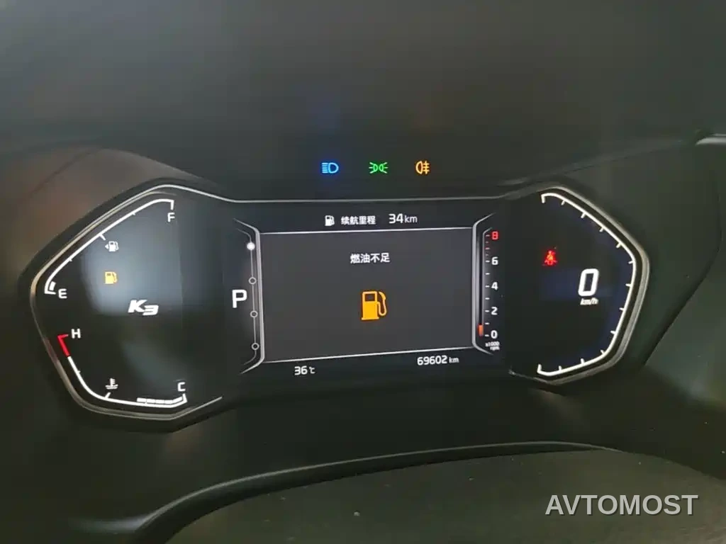 Kia K3 2021 Facelift 1.5L CVT Fashion Edition — фото 10