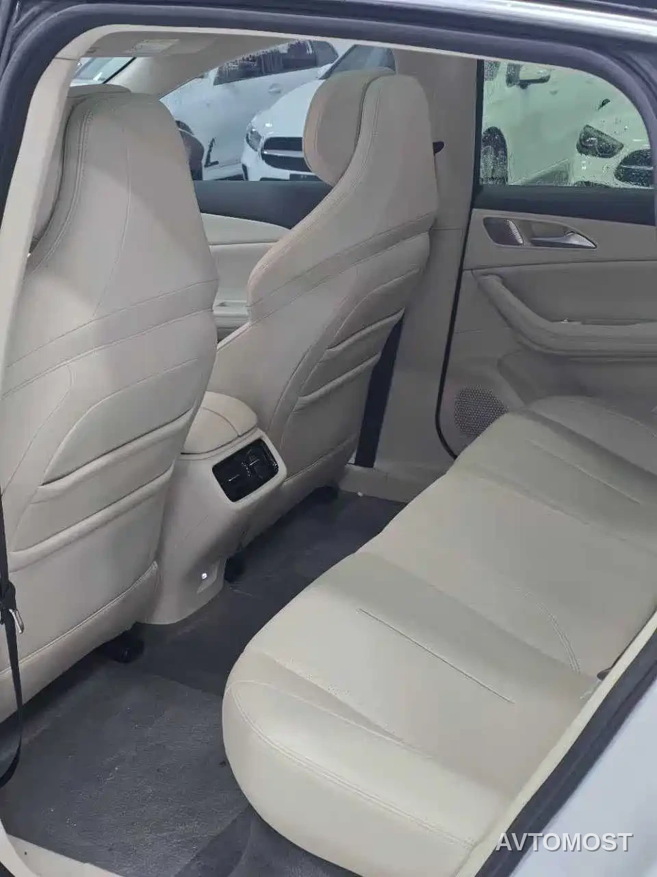 Dongfeng Fengxing Stellar S7 2024 555 Luxury Edition — фото 7