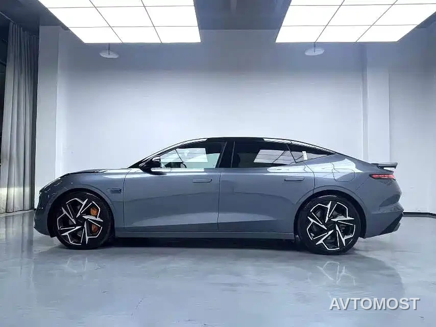 Lynk & Co Z10 2025 95kWh 702km AWD Smart Drive Ultra — фото 9
