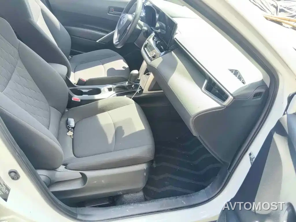 Toyota Corolla Cross 2023 Hybrid 2.0L Pioneer Edition — фото 12