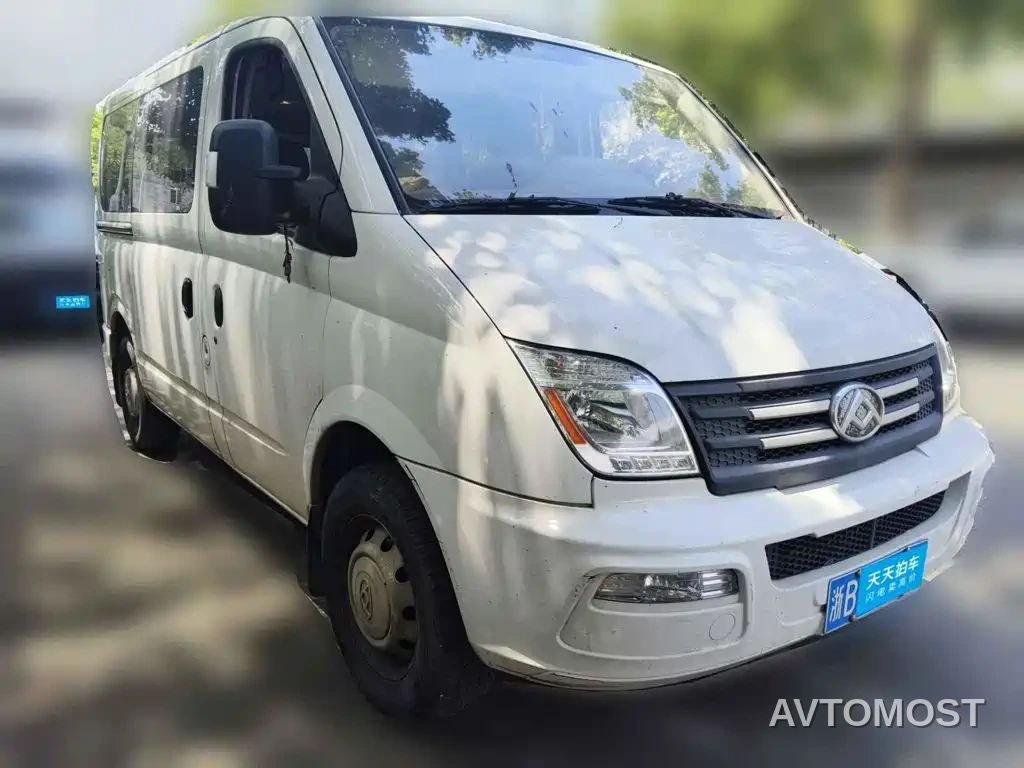 SAIC Maxus Xintu V80 2021 2.0T Manual Classic Proud Transporter Short Wheelbase Ultra-low Roof 5/6-seater — фото 3