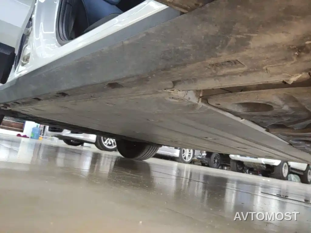 Volvo EX30 2025 RWD Long Range Plus — фото 15