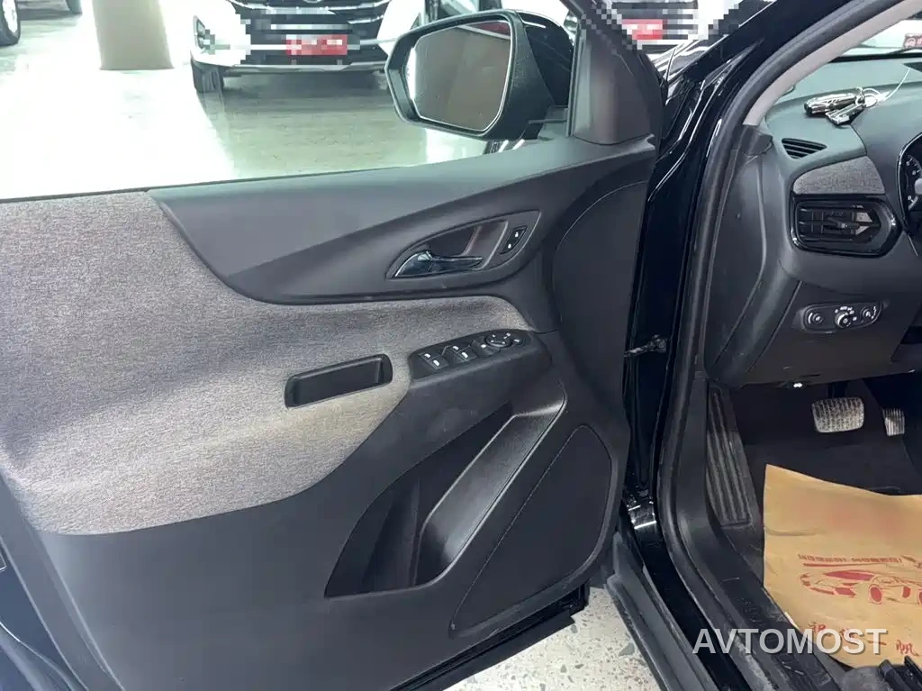 Chevrolet Equinox 2021 535T Frontier Edition — фото 13