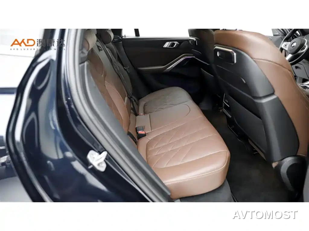 BMW X6 2023 xDrive40i Premium M Sport Package — фото 8