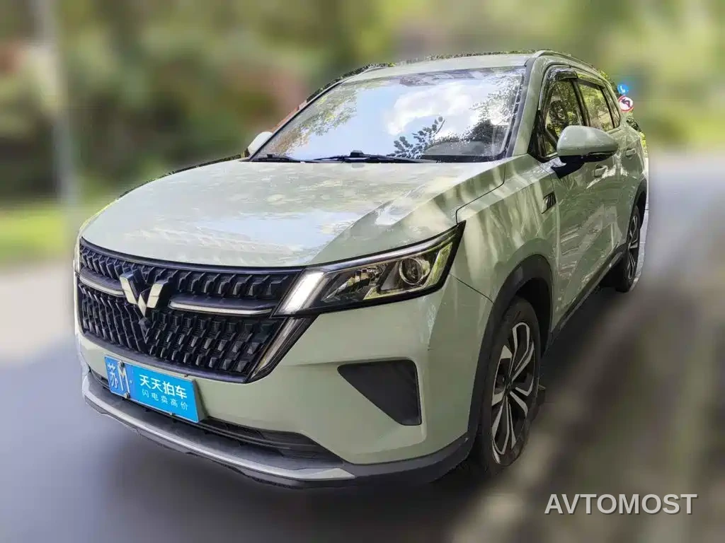 Wuling Xingchen 2022 2.0L DHT Electric Power Edition — фото 1