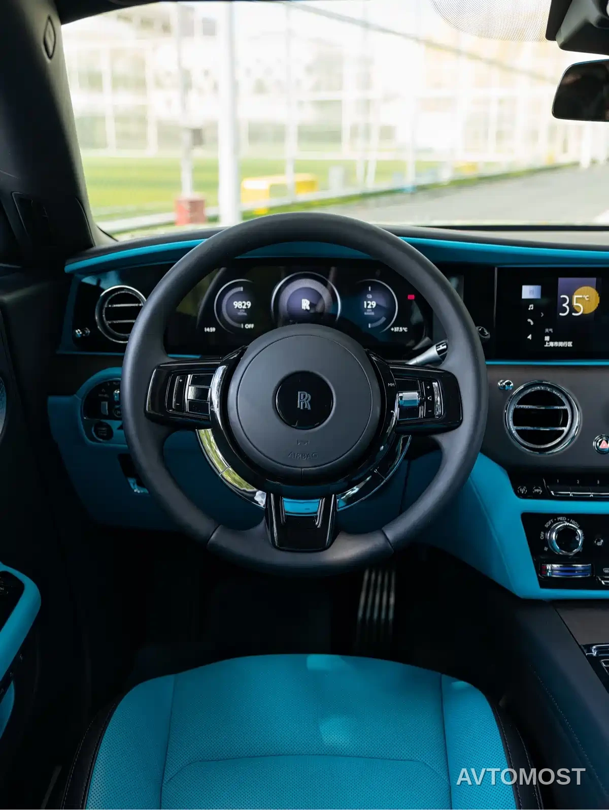 Rolls-Royce Spectre 2024 Standard Model — фото 12