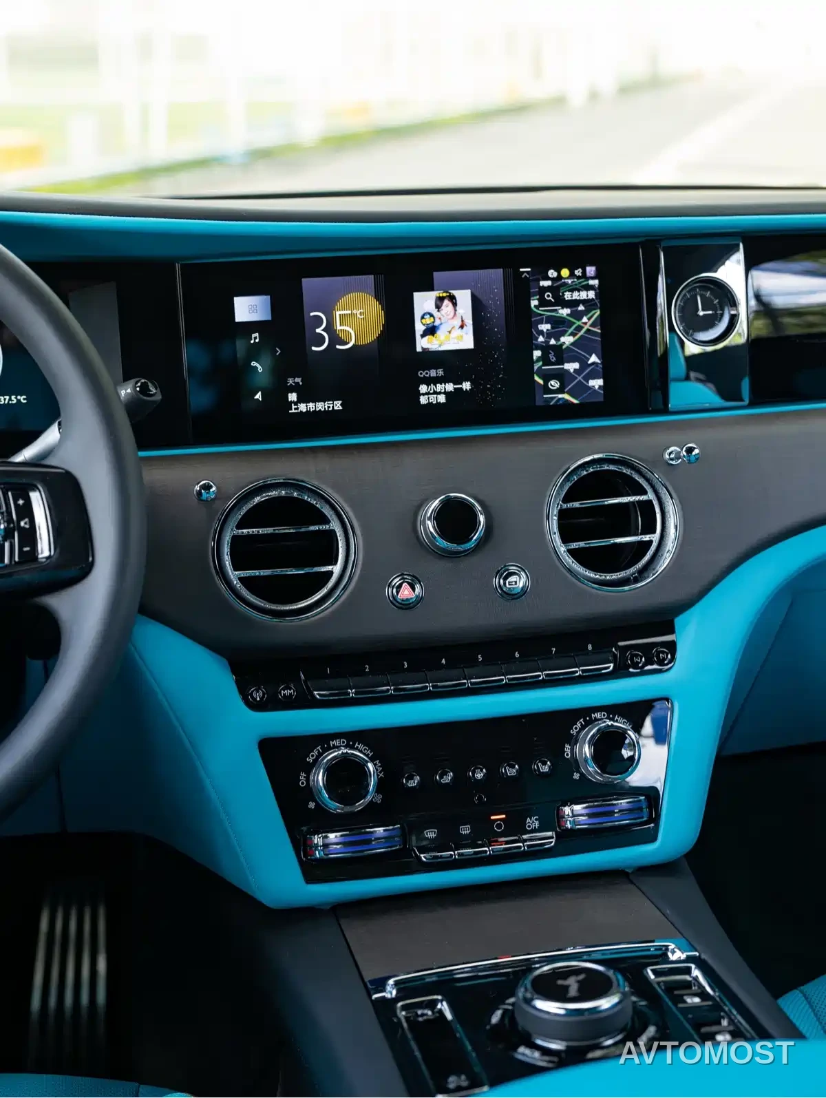 Rolls-Royce Spectre 2024 Standard Model — фото 14