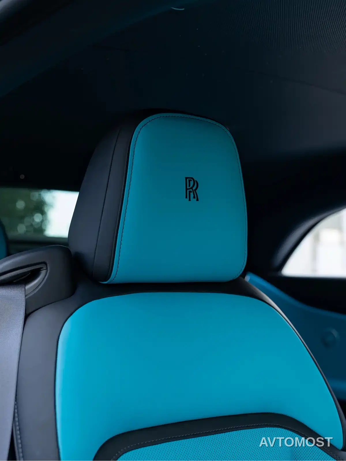 Rolls-Royce Spectre 2024 Standard Model — фото 22
