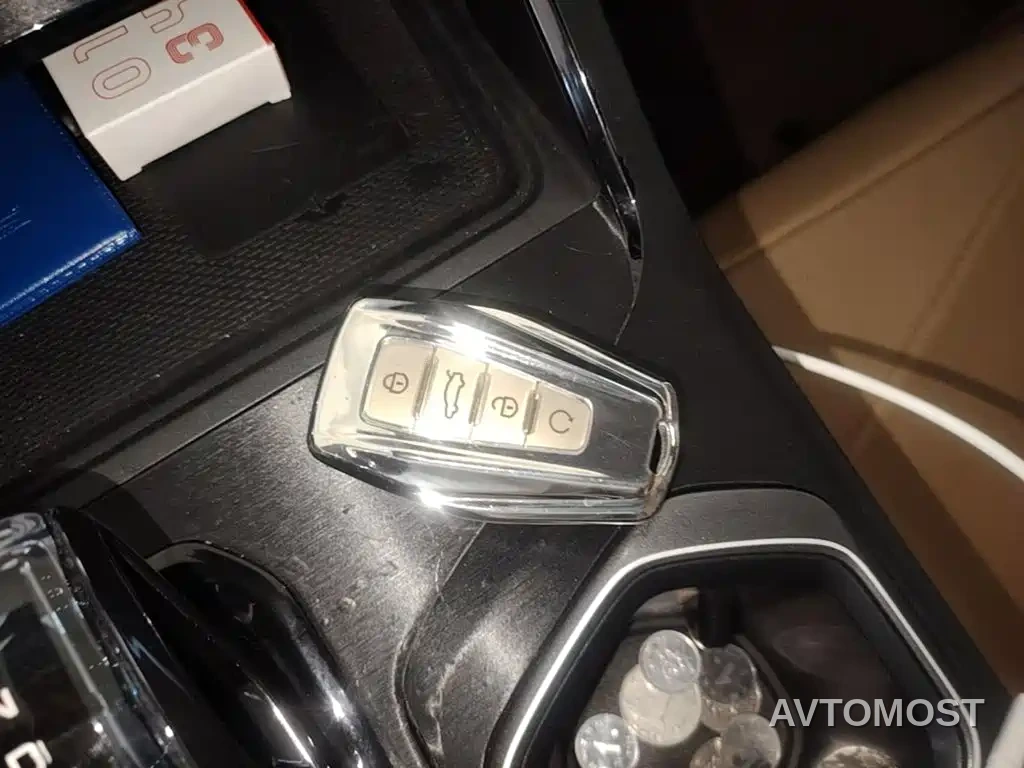 Geely Boyue L 2023 1.5TD DCT Premium — фото 5