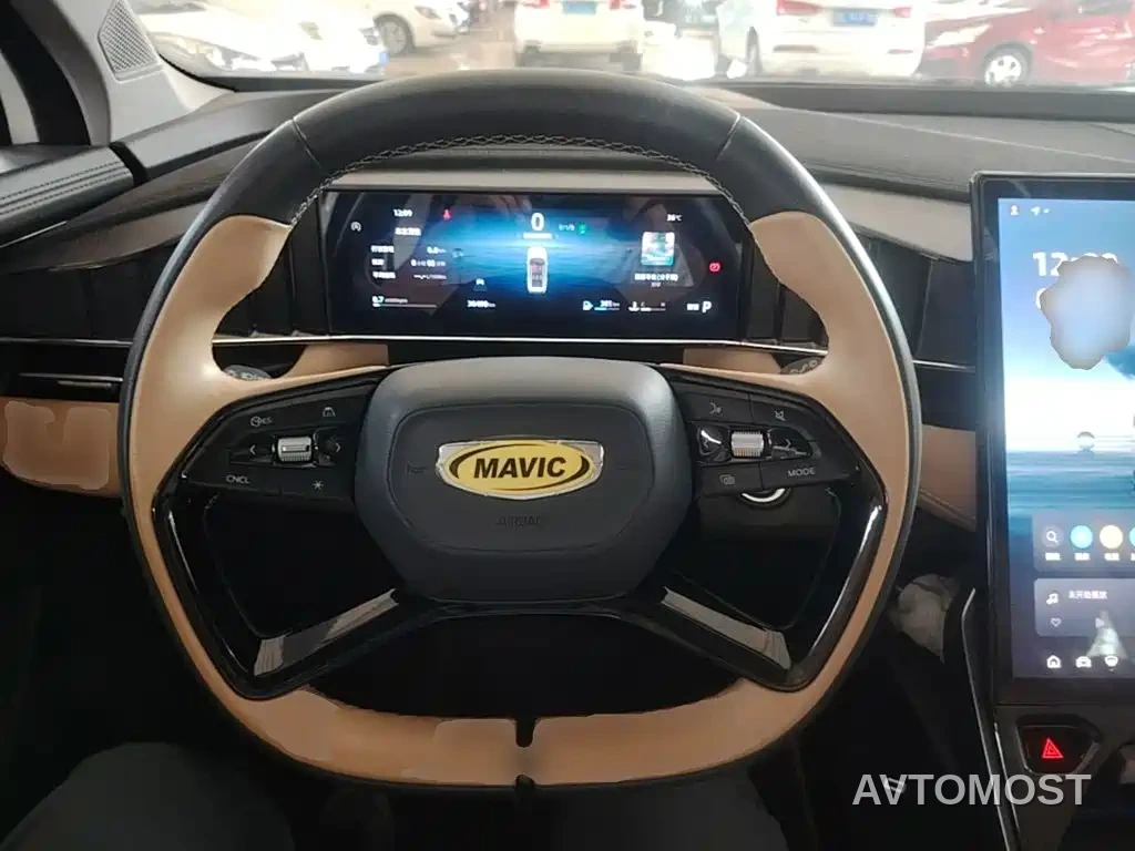 Geely Boyue L 2023 1.5TD DCT Premium — фото 6