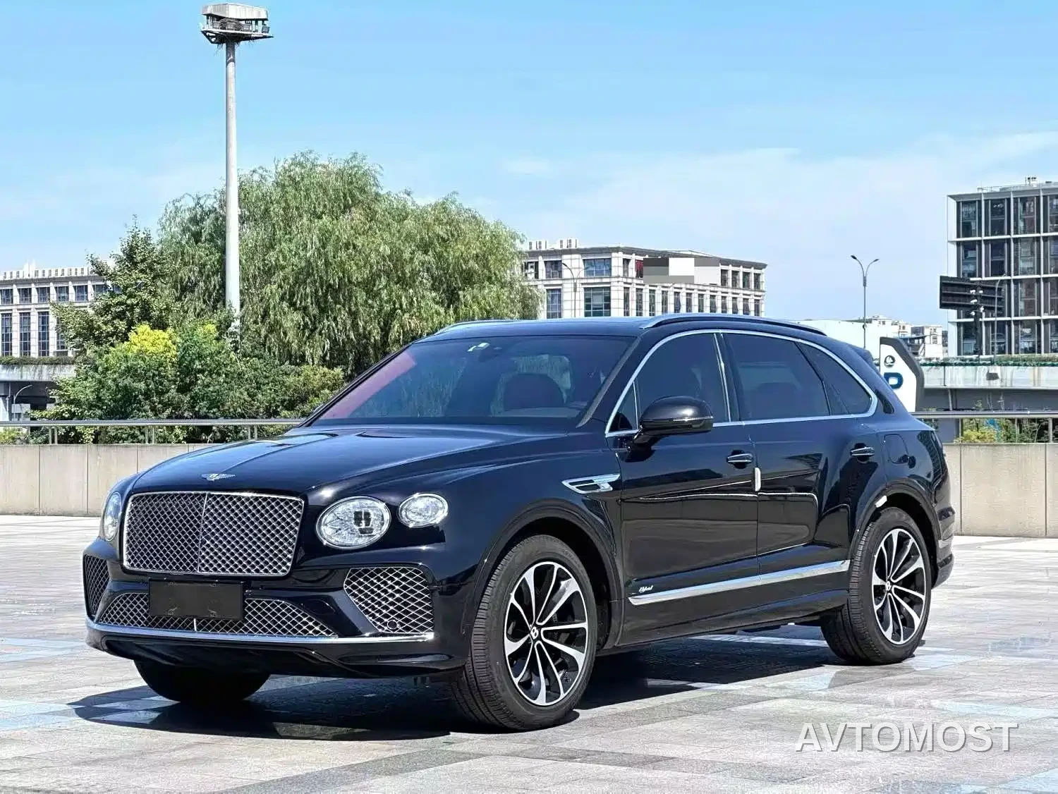 Bentley Bentayga Hybrid 2021 3.0T PHEV — фото 1
