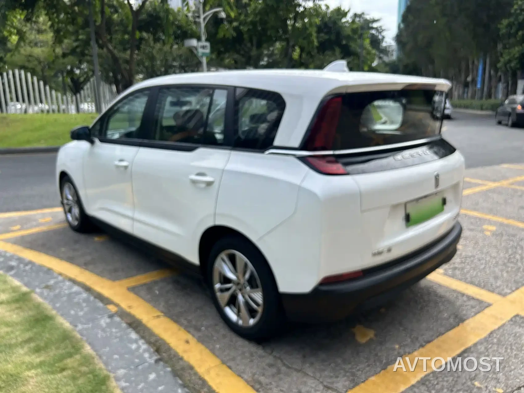 Besturn Bestune NAT 2022 Comfort Ride Edition 100kW 419km — фото 4