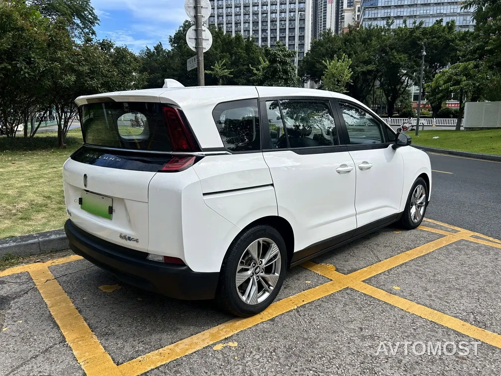 Besturn Bestune NAT 2022 Comfort Ride Edition 100kW 419km — фото 7