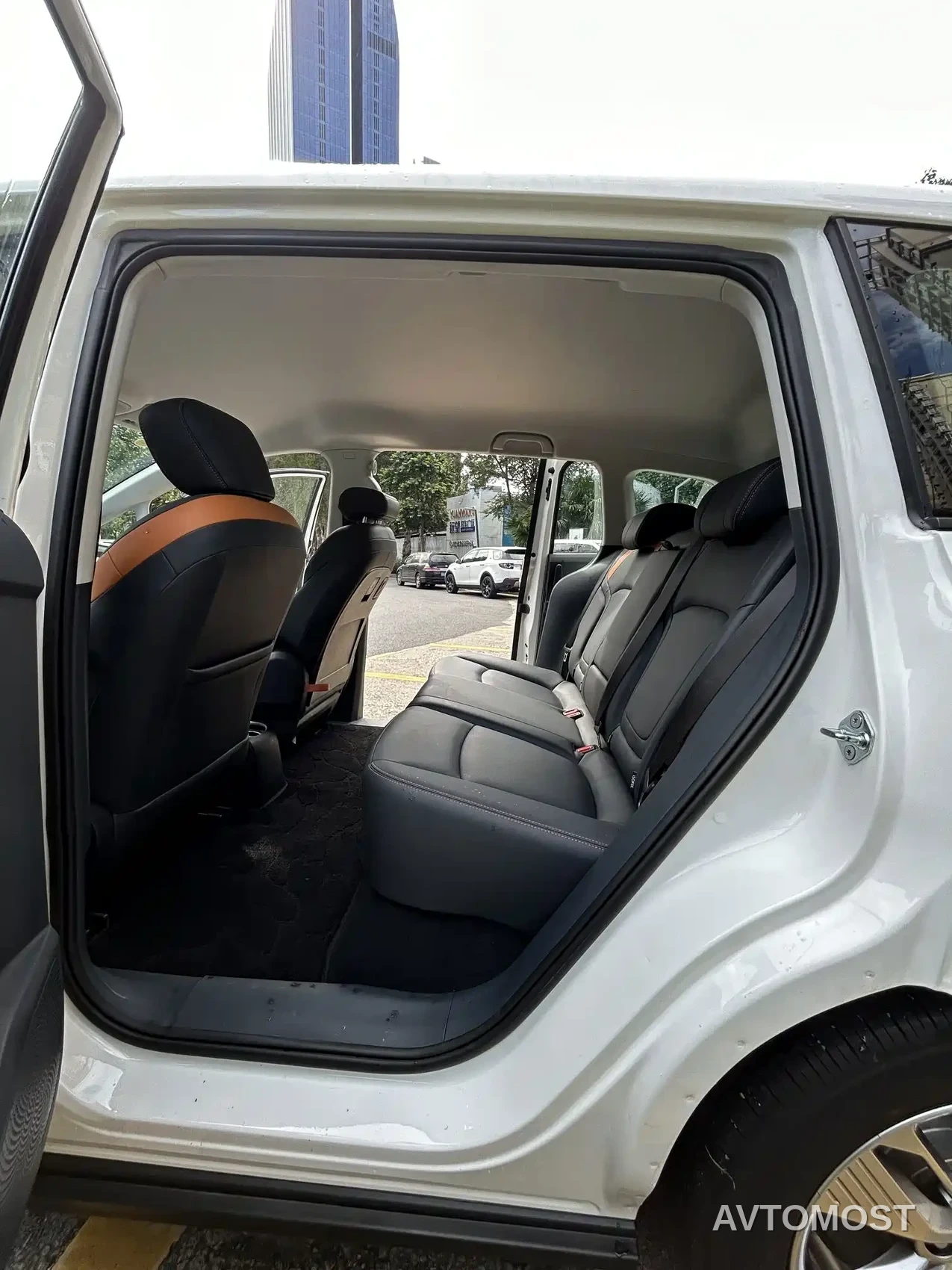 Besturn Bestune NAT 2022 Comfort Ride Edition 100kW 419km — фото 11