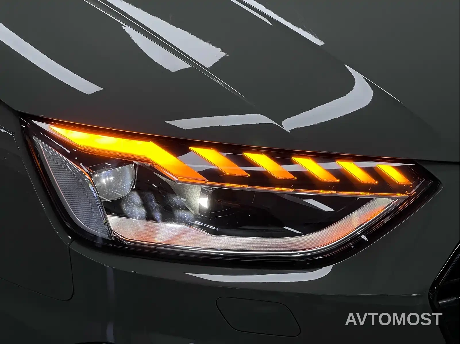 Audi A4 (Import) 2021 Avant Pioneer 40 TFSI Luxury Dynamic — фото 10
